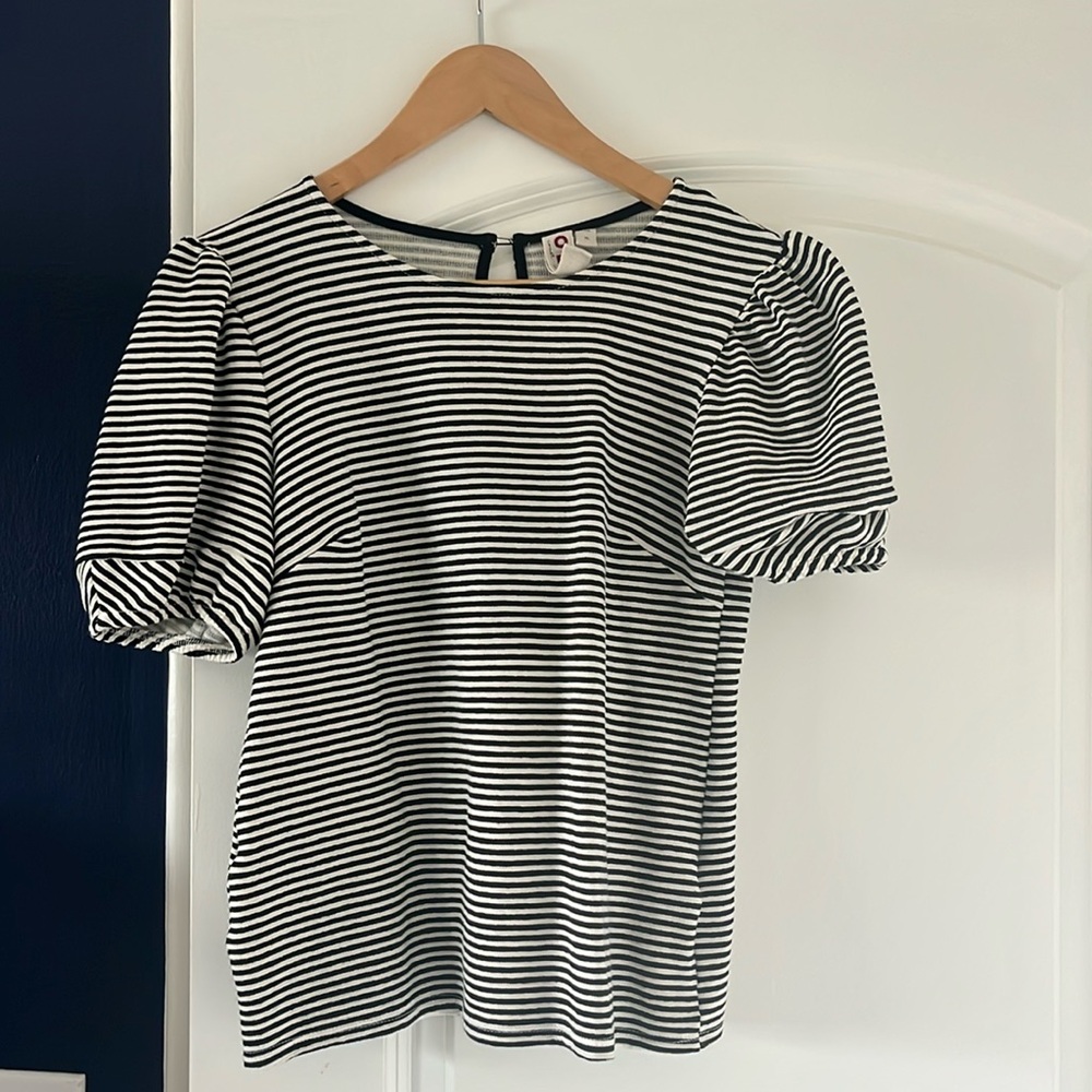 Puff-sleeved black and white striped Dolan top